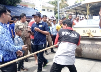 Unik, Peringati HUT Ke-73 Bhakti PU Dinas-dinas di Majalengka Ikut Lomba Tarik Stoom