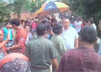 Warga Ramai-ramai Tolak  ﻿Galian Tanah Japura Kidul