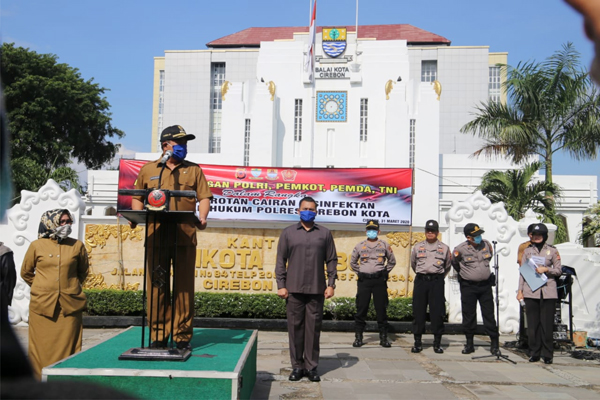 Jas Hujan Cukup Safety