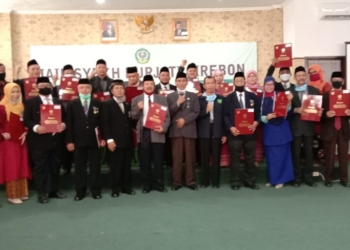 21 Tenaga Pendidik dan Kependidikan IAIN Cirebon Dapat Satyalancana dari Presiden