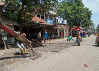 Empah Hari Terkumpul Rp 100 Juta, Warga Tegalgubug Swadaya Perbaiki Jalan