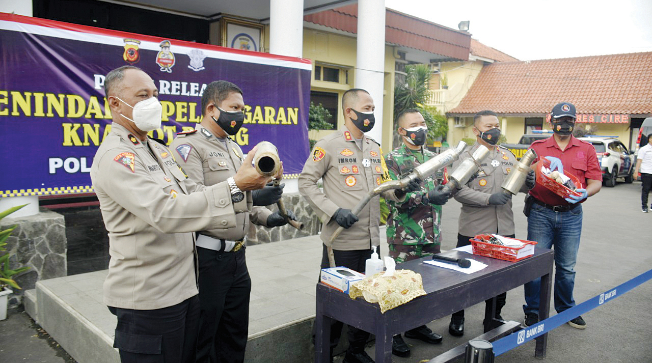 Polres Ciko Tindak Pengguna Knalpot Bising
