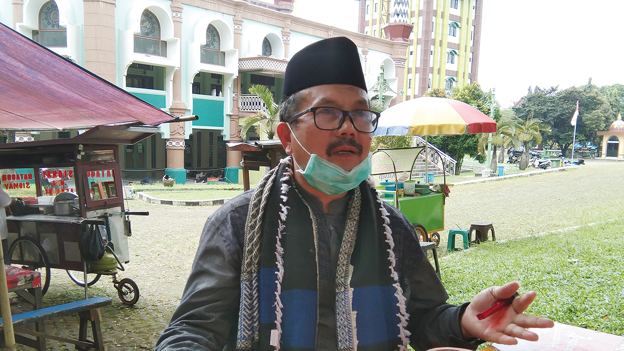 Bupati-Cirebon-Drs-H-Imron-MAg