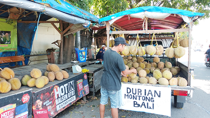 Ramadhan, Penjual Durian Merana