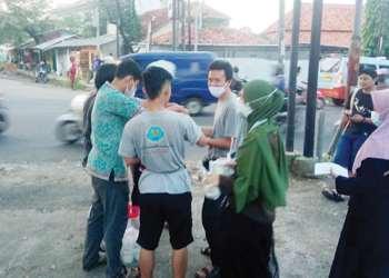 PMPT Cirebon Bagi-bagi Takjil