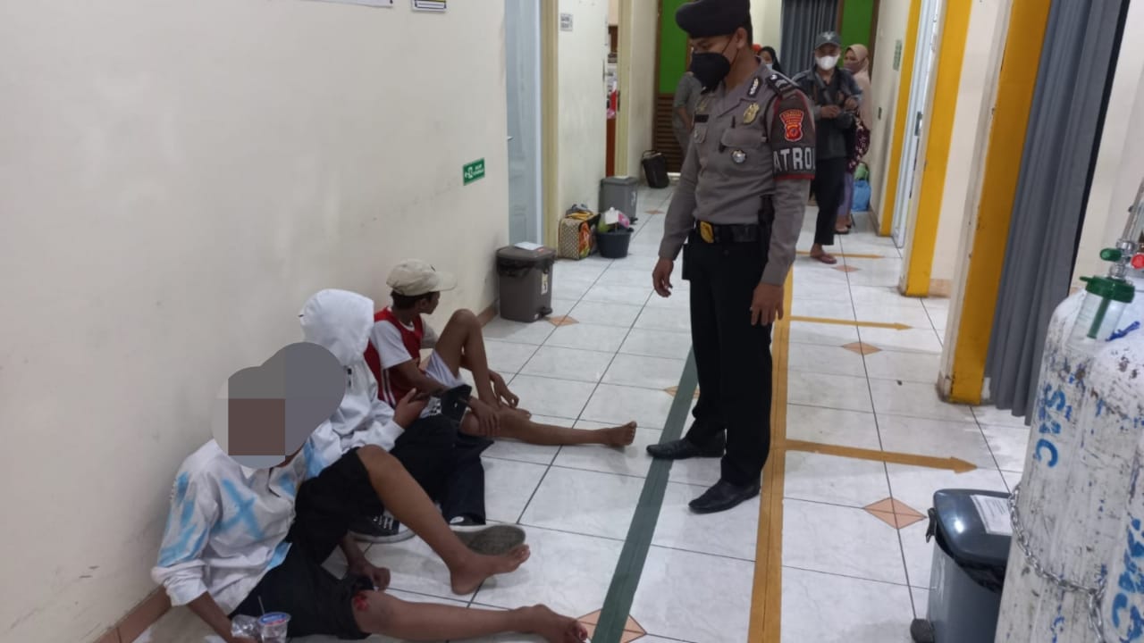 Diserang 6 Orang Misterius, Pelajar SMP Palimanan dan Dukupuntang Tawuran, 11 Siswa Jadi Korban