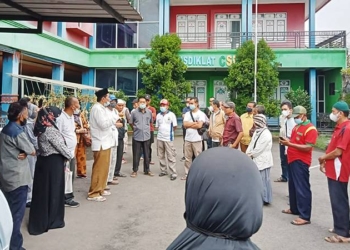 Geruduk Rumah Moh Yahya, Nasabah Investasi CSI Masih Berharap Uangnya Kembali