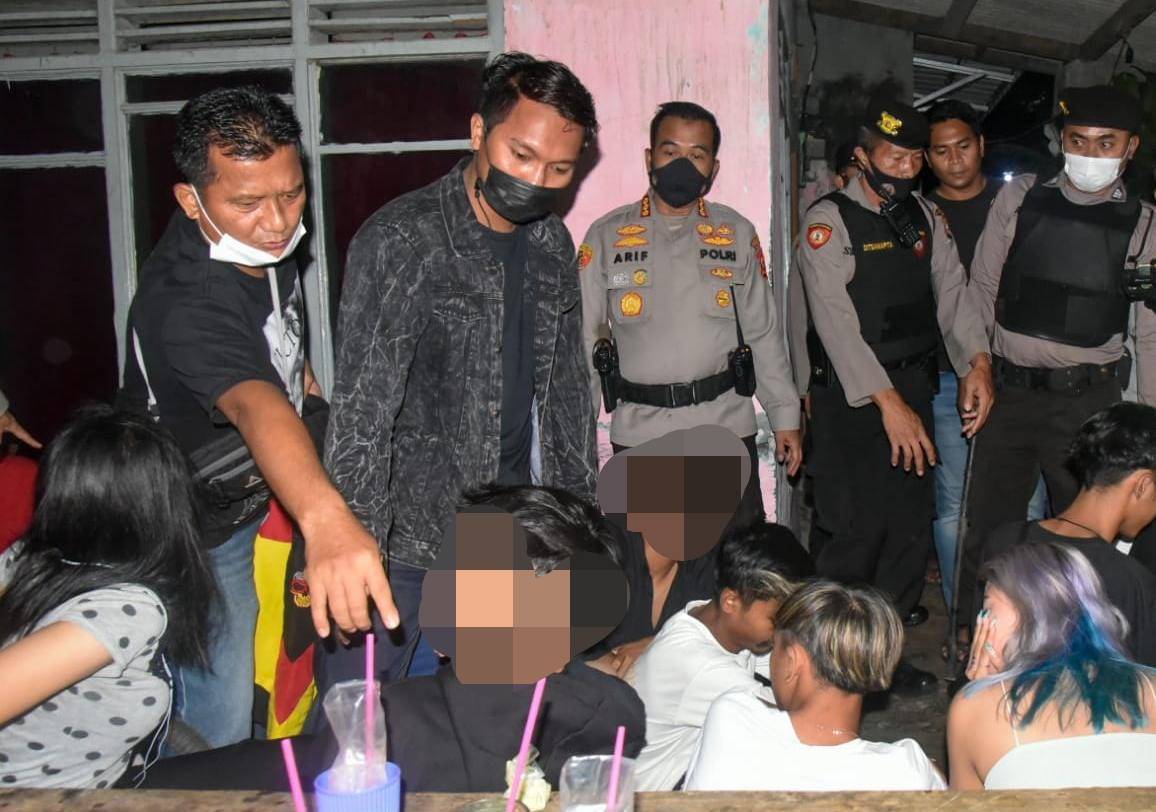 Markas Geng Motor di Cirebon Digerebek, Berandalan Sedang Pesta Miras