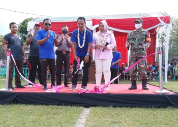 Pemdes Kertawinangun Resmikan Lapangan Sepakbola Sicutil