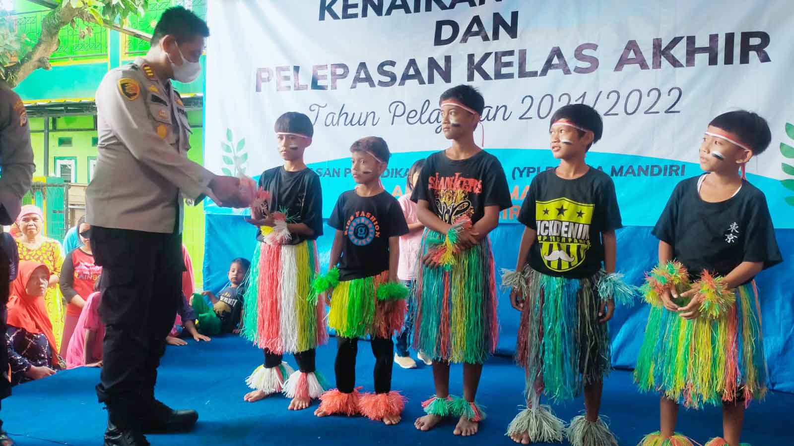 Polsek Pabuaran Peringati HUT Bhayangkara Bersama Siswa SLB