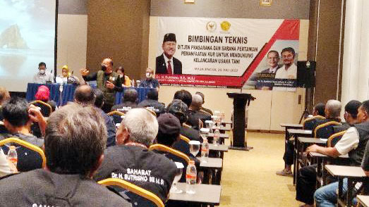 ANGGOTA LOMISI IV DPR RI H Sutrisno mendorong petani dan peternak di Kabupaten Majalengka memanfaatkan KUR