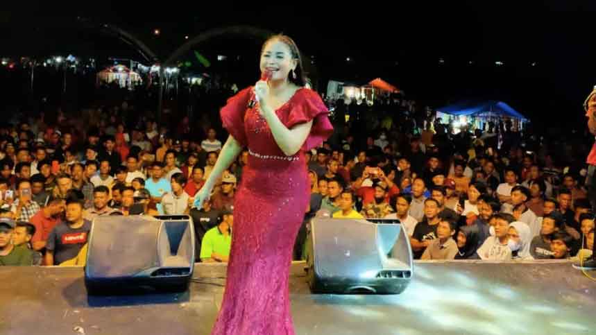 Biodata Singkat Dian Anic dan Perjalanannya Meniti Karir