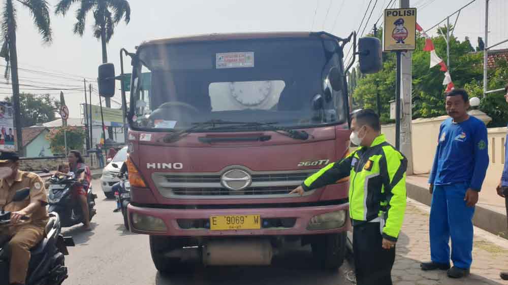 Kecelakaan di Cirebon, Mahasiswi Tewas Terlindas Truk Tangki di Lemahabang