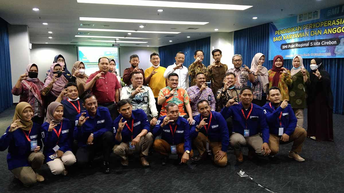 BMI-Gelar-Pendidikan-bagi-Karyawan-dan-Anggota