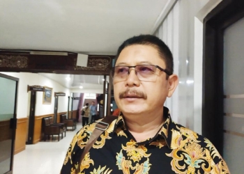 Banyak-Reklame-Politik