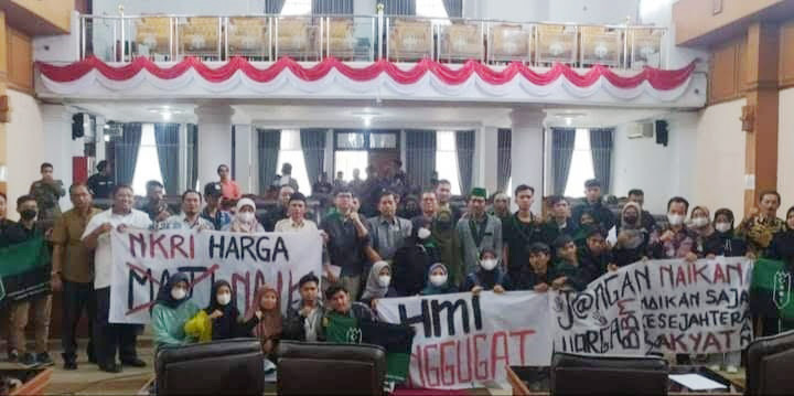 HMI-Tolak-Kenaikan-Harga-BBM