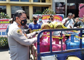 Pengoplos-Gas-Elpiji-Bersubsidi-Ditangkap
