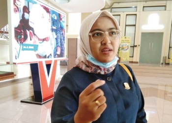anggota-dprd-kabupaten-cirebon-siska-karina