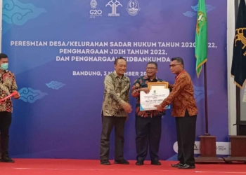 Kelurahan Pasalakan Dapat Penghargaan Kelurahan Sadar Hukum