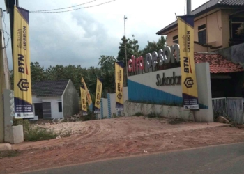 Dibangun di Samping Tanggul Sungai Cisanggarung, Perumahan CP Sukadana Terancam Tenggelam