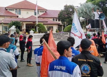 Daftar UMP dan UMK Jawa Barat, Semoga 2023 Ada Kenaikan