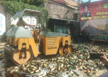 Jelang Nataru, 18.899 Botol Miras Dimusnahkan, Polres Cirebon Kota Segera Gelar Operasi Lilin