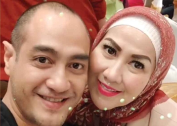 Pembuluh Darah Ibunda Ferry Irawan Pecah Usai Dengar Anaknya Jadi Tersangka KDRT Venna Melinda