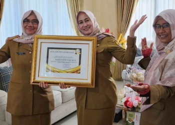 DPPKBP3A Kabupaten Cirebon Raih Predikat Terbaik Kedua Program Bangga Kencana