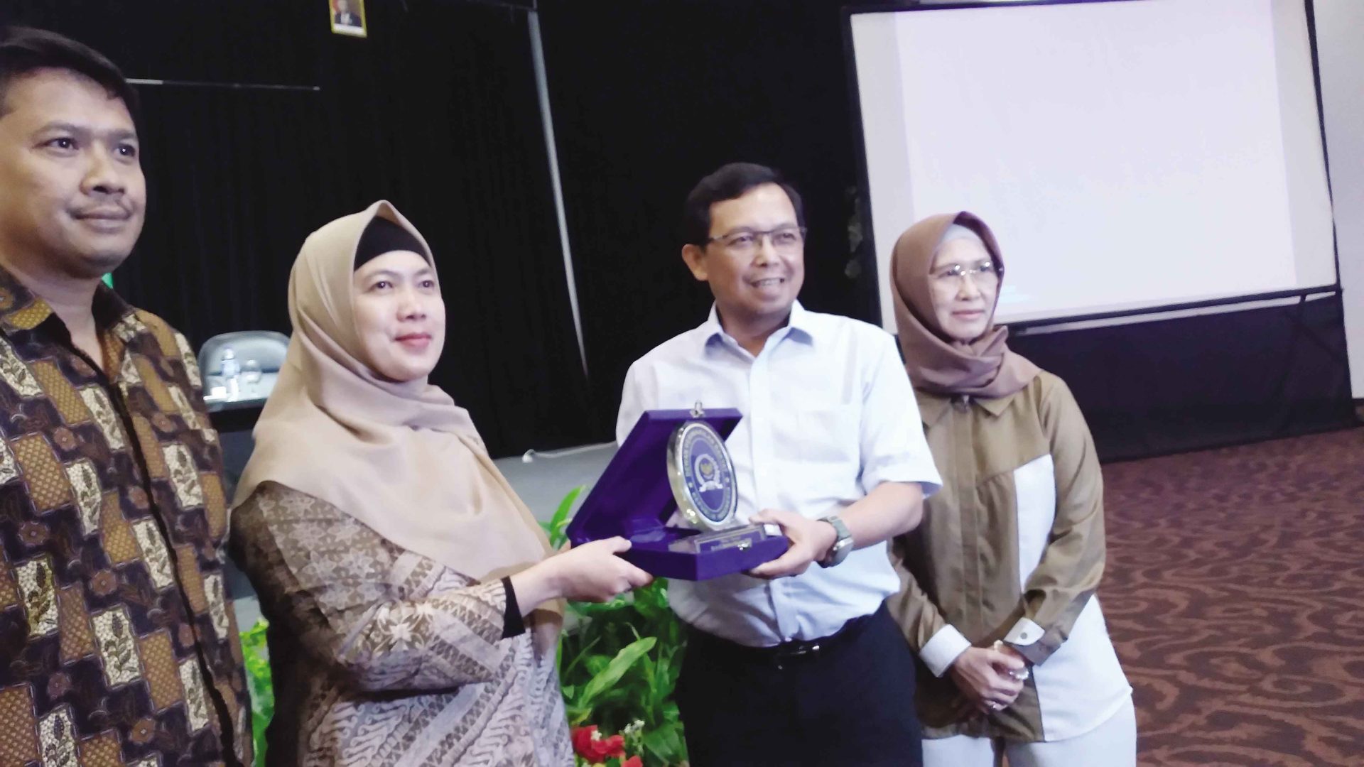 Kasus Indosurya Butuh Upaya Hukum Tegas, Herman Khaeron : Regulasi Harus Diubah supaya Berpihak ke Masyarakat