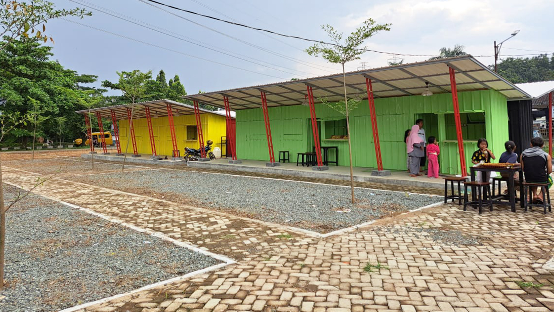 Shelter Pusat Jajanan dan Kuliner, PKL Mulai Tempati PJK Taman Parkir Sumber Cirebon, Tahun Pertama Gratis