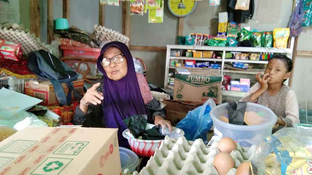 Minyakita Hilang, Pedagang Pasar Jungjang Cirebon Sebulan Tak Dapat Pasokan