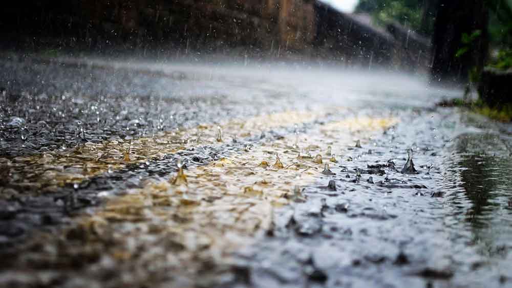 Pantura Indramayu Dikepung Banjir, Sepekan ke Depan Waspada Badai Petir