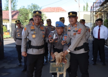 Tiga Kapolsek di Cirebon Diganjar Penghargaan