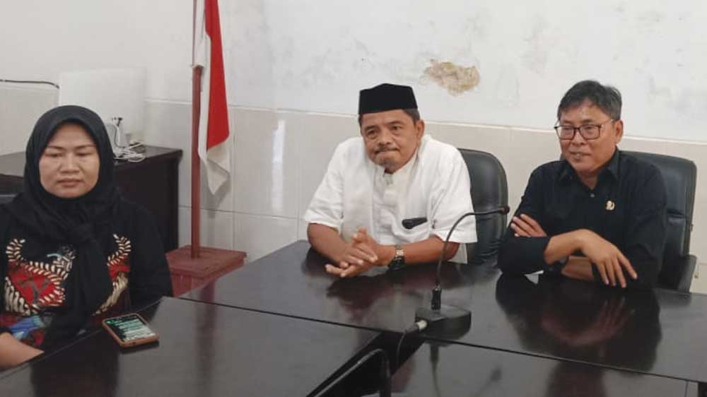 Sudah Dapat SP3, Guru yang Dipecat karena Kritik Ridwan Kamil Harus Angkat Kaki, Begini Runutan Pelanggarannya