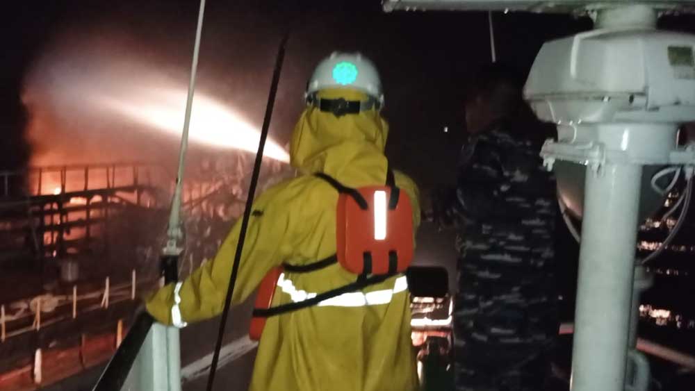 Daftar Korban Kebakaran Kapal Tanker Pertamina Pengangkut BBM Pertalite, 3 Hilang Diduga Tewas, 14 Luka Ringan