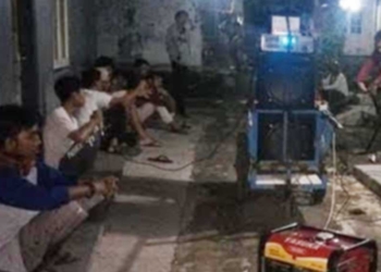 Obrog-Obrog, Tradisi Membangunkan Sahur