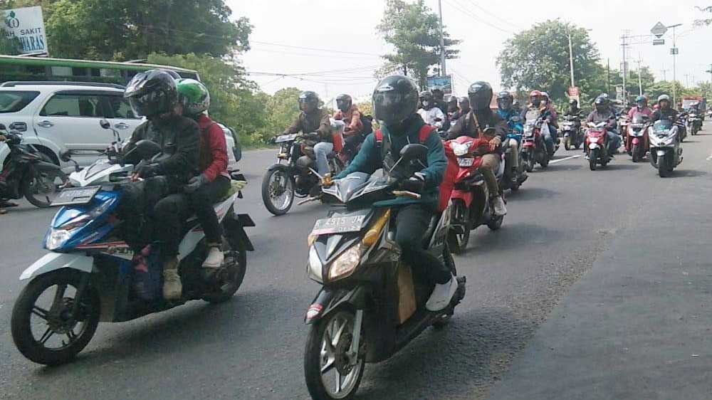 H+4 Lebaran, Arus Balik di Jalan Pantura Cirebon – Indramayu ke Arah Barat Lancar