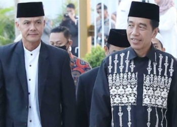 Presiden dan Calon Presiden Makin Lengket, Jokowi dan Ganjar Pranowo Sholat Ied Bareng