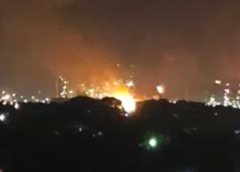 Kilang Minyak Pertamina Meledak Lagi, Kerasnya Dentuman Sampai Terdengar Radius 25 KM, 9 Pekerja Dilarikan ke Rumah Sakit