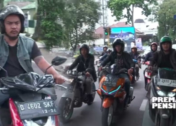 Sinopsis Preman Pensiun 8 Episode 20, Konflik Memanas, Adul Cs Serang Pasar, Taslim Tumbang