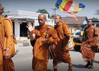 Ritual Thudong, Biksu Jalan Kaki Ternyata Tinggal di Hutan Thailand Selatan