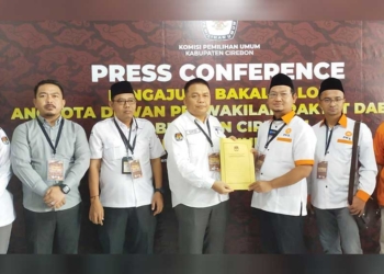 KPU Kabupaten Cirebon Pecah Telur, Jadi Partai Pertama, PKS Daftarkan 50 Bacaleg