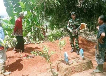 Gali Kuburan, Warga Temukan Puluhan Peluru Aktif