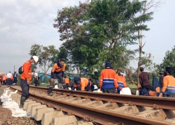 Kereta Api Bandung – Purwakarta, Rel di Sukatani – Cigane Tertimbun Longsor, Begini Kondisi Terkininya