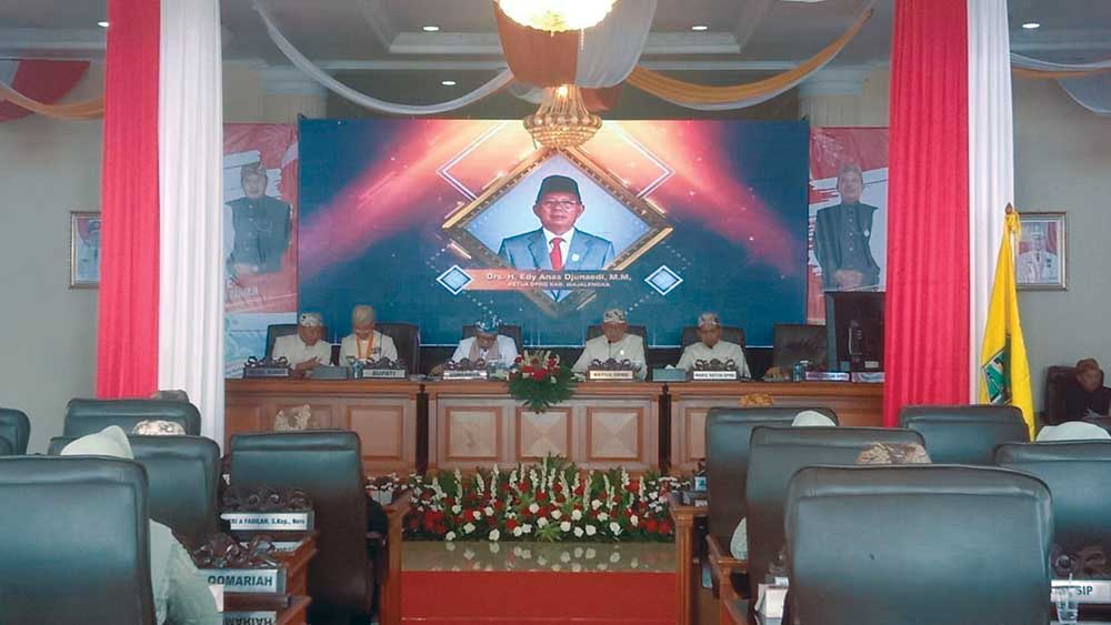 DPRD Majalengka Gelar Rapat Paripurna di Pendopo, Langgar Tatib