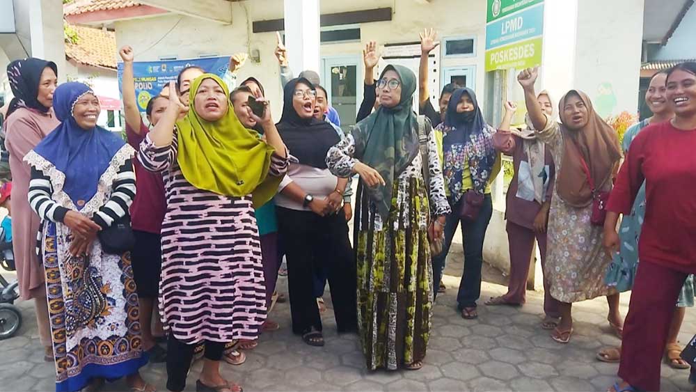 Jelang Pilwu Serentak, Satpol PP Tunda Pembongkaran Bangunan Liar di Desa Kanci Cirebon