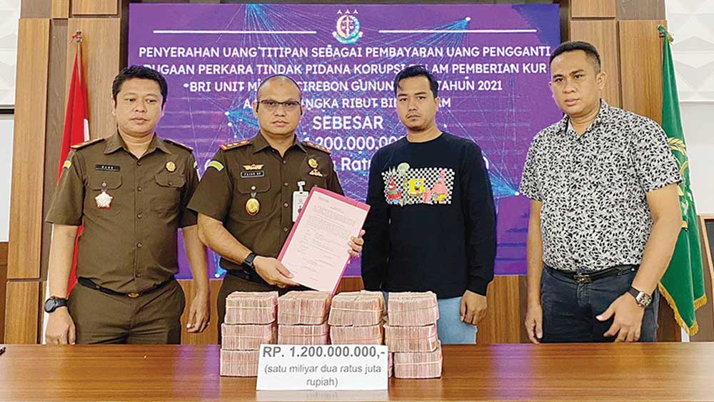 Kejari Kabupaten Cirebon Terima Titipan Uang Pengganti Rp1,2 Miliar Kasus KUR BRI Mundu