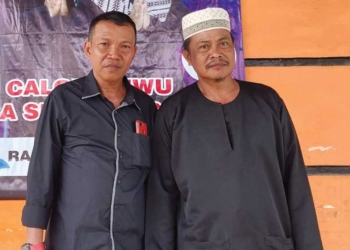 Penjual Es Teh Daftar Pilwu di Desa Suranenggala Cirebon