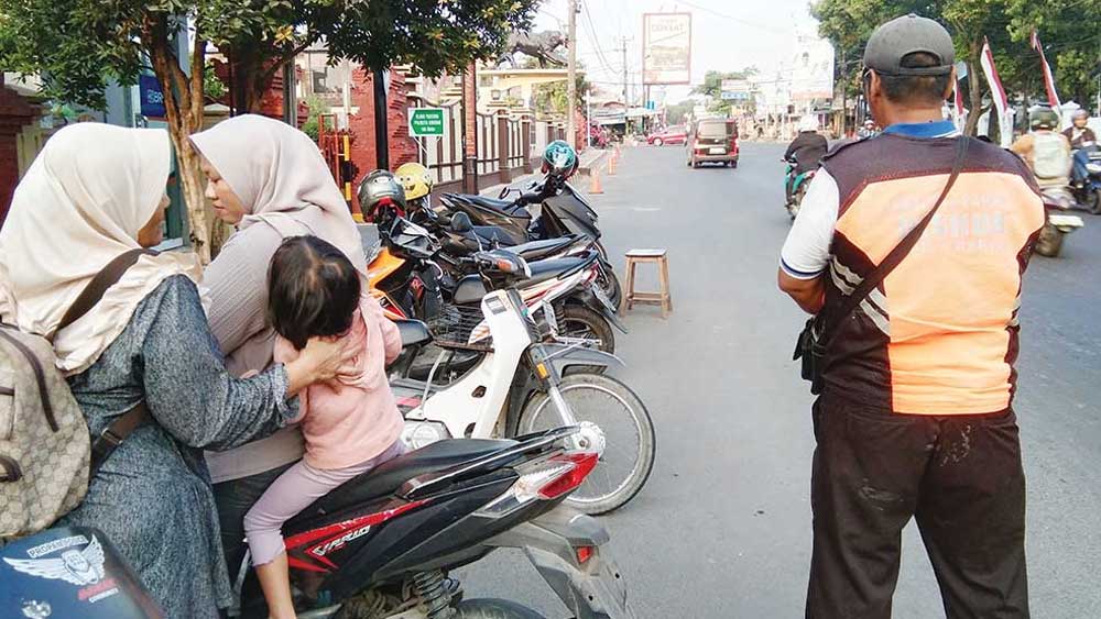 DPRD Kabupaten Cirebon Soroti Retribusi Parkir Belum Tergali Maksimal