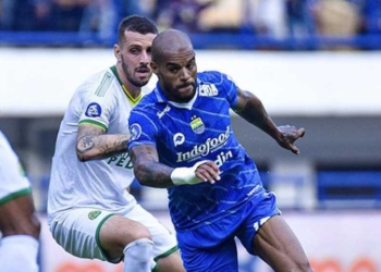 David da Silva dan Ezra Walian Cetak Gol Persib ke 997 dan 998